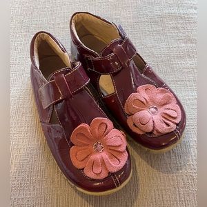 Girls Livie & Luca Burgundy Patent Mary Janes. Girls size 13 -Rare and like new!